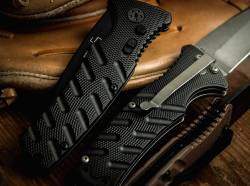 Boker Plus Strike Droppoint 01BO400