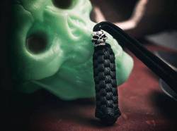 Boker Plus Black Skull Lanyard 09BO773